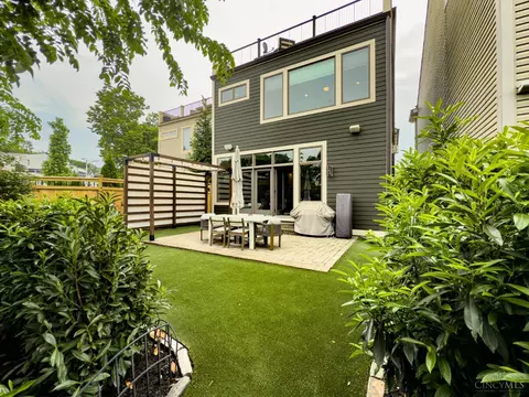 Exterior - 463 Strafer St, Cincinnati, OH 45226 photo 6 of 9