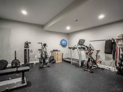 Other - 463 Strafer St, Cincinnati, OH 45226 photo 1 of 5