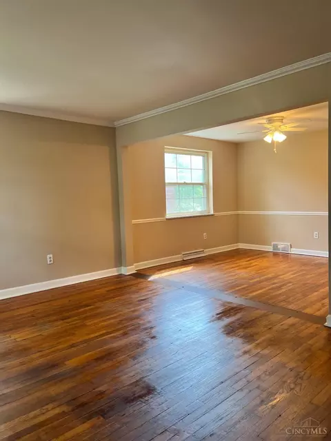 8468 Plainfield Rd, Cincinnati, OH 45236 photo 6