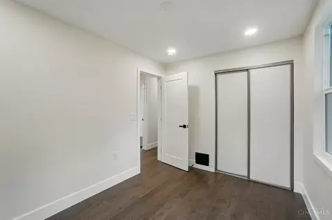 Bedroom - 4524 Clearview Ave, Cincinnati, OH 45205 photo 5 of 7