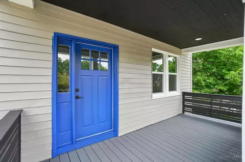 Exterior - 4524 Clearview Ave, Cincinnati, OH 45205 photo 7 of 15
