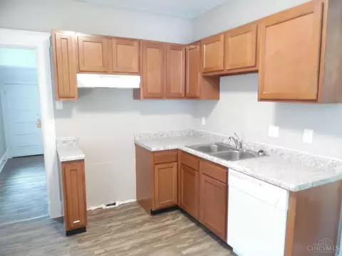 2009 Ryan Ave, Cincinnati, OH 45219 photo 11