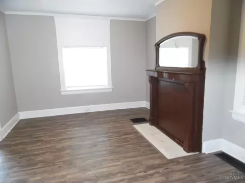 2009 Ryan Ave, Cincinnati, OH 45219 photo 4