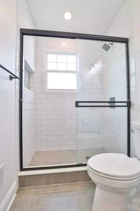 3937 Paxton Ave, Cincinnati, OH 45209 photo 25