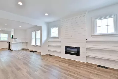 3937 Paxton Ave, Cincinnati, OH 45209 photo 6