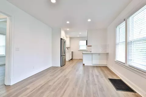 3937 Paxton Ave, Cincinnati, OH 45209 photo 8