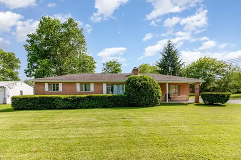 675 Cloverdale Ave, Springdale, OH 45246