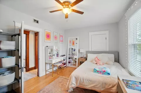 Bedroom - 3148 Markbreit Ave, Cincinnati, OH 45209 photo 5 of 5