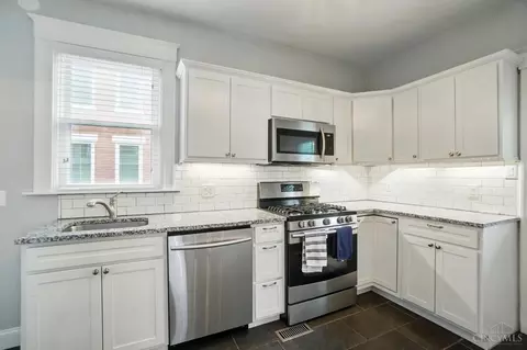 Kitchen - 3148 Markbreit Ave, Cincinnati, OH 45209 photo 3 of 4