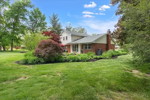 Exterior - 5672 Cox Smith Rd, Mason, OH 45040 photo 4 of 20