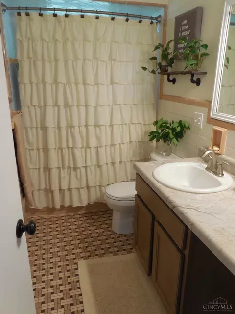 5357 Gander Dr, Cincinnati, OH 45238 photo 31