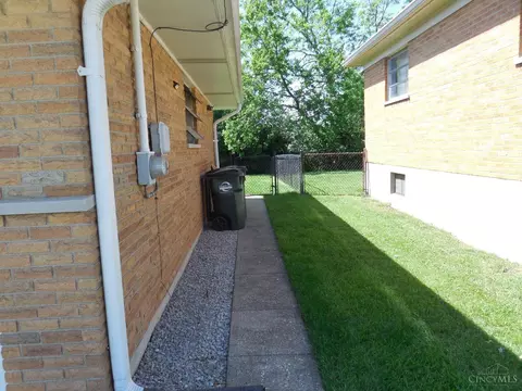 5357 Gander Dr, Cincinnati, OH 45238 photo 6
