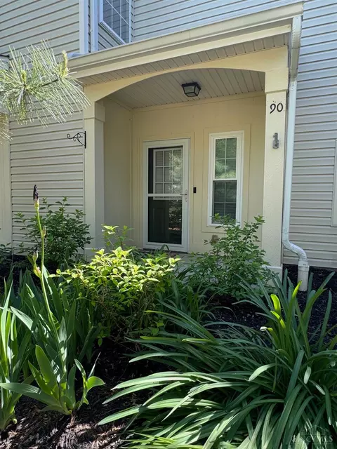 90 Tall Trees Dr, Amelia, OH 45102