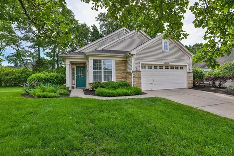 4218 Avalon Ct, Batavia, OH 45103