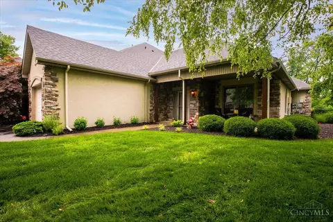 403 Lisbon Ln, Springdale, OH 45246