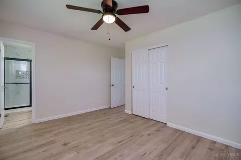 Bedroom - 2389 Aquarius Dr, Cincinnati, OH 45231 photo 3 of 8