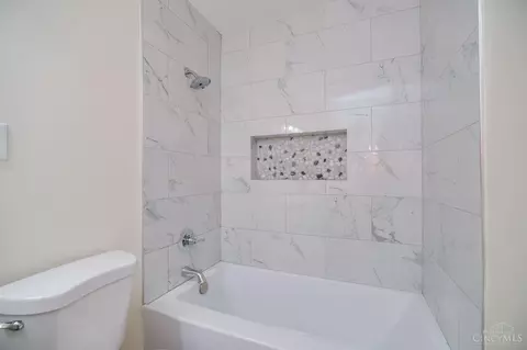 Bath - 2389 Aquarius Dr, Cincinnati, OH 45231 photo 3 of 3