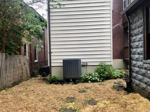 Exterior - 266 Bodmann Ave, Cincinnati, OH 45219 photo 11 of 14