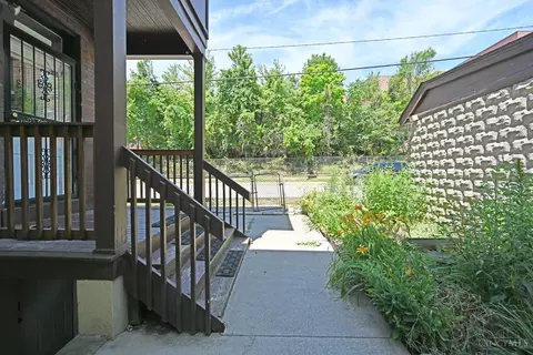 Exterior - 266 Bodmann Ave, Cincinnati, OH 45219 photo 8 of 14