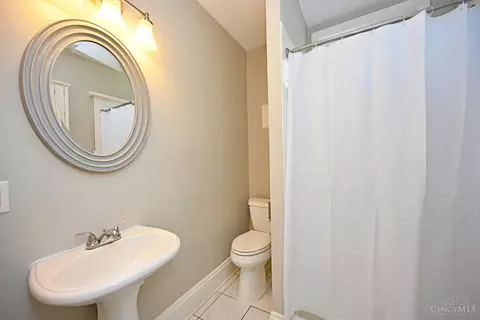 Bath - 266 Bodmann Ave, Cincinnati, OH 45219 photo 1 of 5