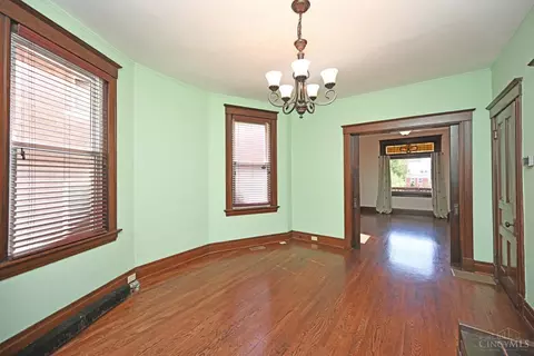 Dining - 266 Bodmann Ave, Cincinnati, OH 45219 photo 3 of 3