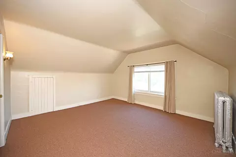 Bedroom - 266 Bodmann Ave, Cincinnati, OH 45219 photo 18 of 18