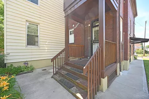 Exterior - 266 Bodmann Ave, Cincinnati, OH 45219 photo 7 of 14