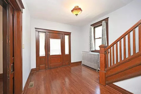 Entry Way - 266 Bodmann Ave, Cincinnati, OH 45219 photo 1 of 5