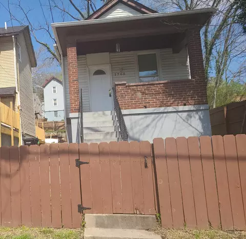 1706 Denham St, Cincinnati, OH 45225