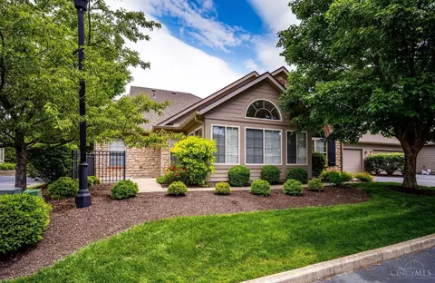 9155 Elizabeth Ln, Mason, OH 45040