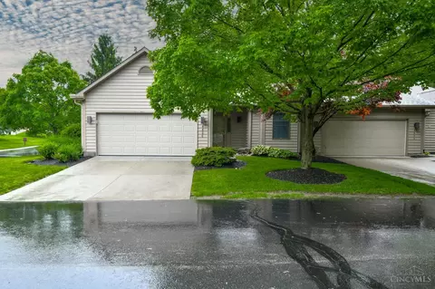 4826 Beechwood Ln, Middletown, OH 45042