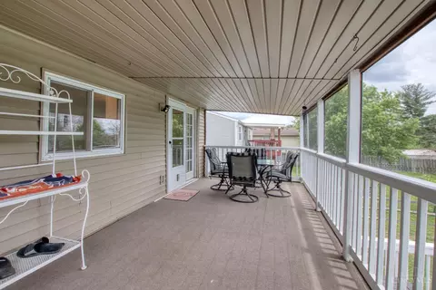 Exterior - 687 Ridgeview Dr, Harrison, OH 45030 photo 4 of 7