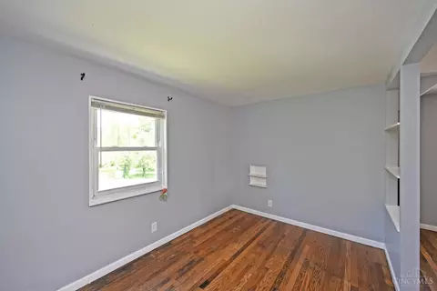 Bedroom - 1834 Miles Rd, Cincinnati, OH 45231 photo 12 of 15