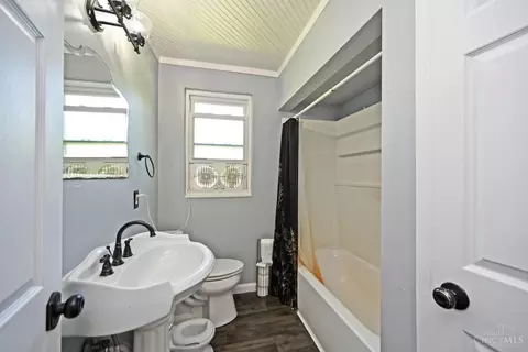 Bath - 1834 Miles Rd, Cincinnati, OH 45231 photo 1 of 6