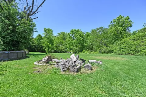 Exterior - 1834 Miles Rd, Cincinnati, OH 45231 photo 12 of 12