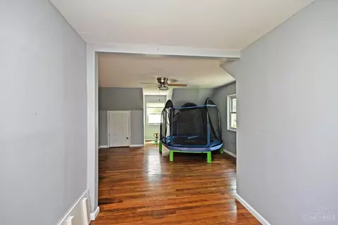 Entry Way - 1834 Miles Rd, Cincinnati, OH 45231 photo 3 of 3
