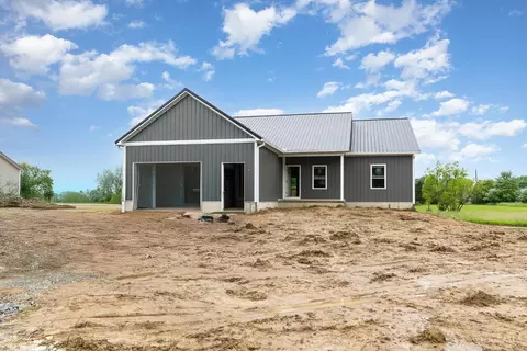 147 Sitting Bull Dr, Sardinia, OH 45171