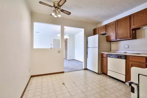 Kitchen - 5938 Harrison Ave, Cincinnati, OH 45248 photo 2 of 3