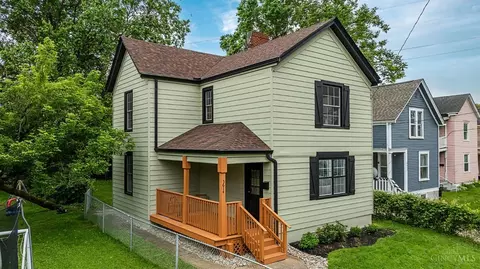 5614 Abbottsford St, Cincinnati, OH 45212