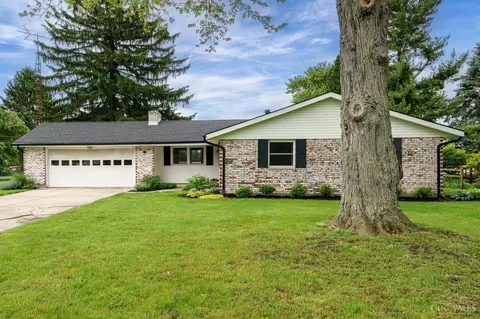 3300 Old Clifton Rd, Springfield, OH 45502 photo 3