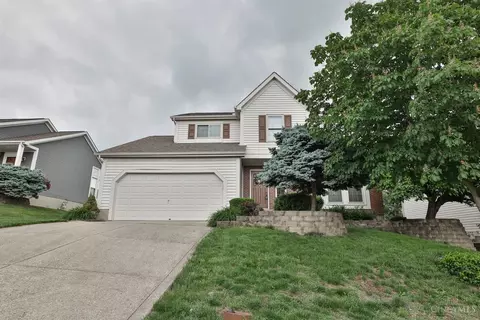 8897 Hialeah Dr, West Chester, OH 45069