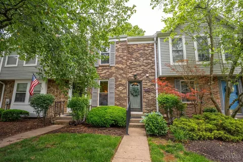 828 Woodlyn Dr, Anderson Twp, OH 45230