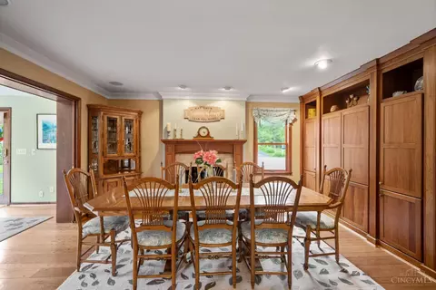 Dining - 5547 Mapleridge Dr, Cincinnati, OH 45227 photo 2 of 3