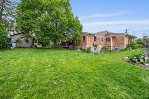 Exterior - 5547 Mapleridge Dr, Cincinnati, OH 45227 photo 11 of 12