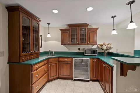Kitchen - 5547 Mapleridge Dr, Cincinnati, OH 45227 photo 4 of 4