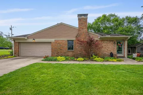 Exterior - 5547 Mapleridge Dr, Cincinnati, OH 45227 photo 10 of 12