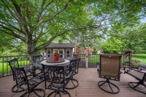Exterior - 5547 Mapleridge Dr, Cincinnati, OH 45227 photo 4 of 12