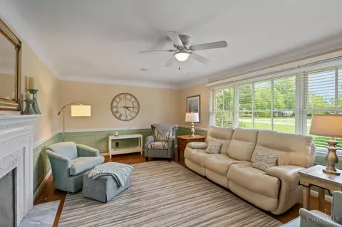 Living - 5547 Mapleridge Dr, Cincinnati, OH 45227 photo 1 of 2