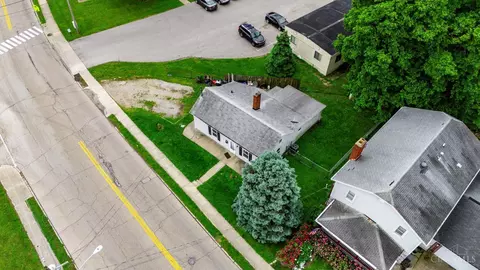 View/Area - 241 Clark Rd, Reading, OH 45215 photo 2 of 7