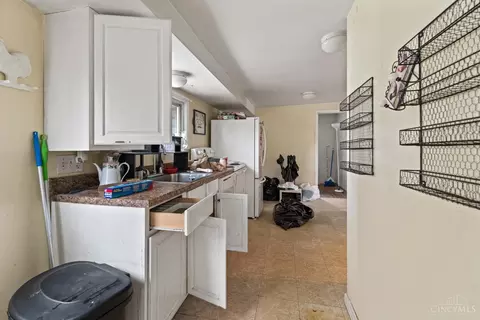 Entry Way - 241 Clark Rd, Reading, OH 45215 photo 1 of 1